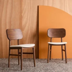 sweeek Set di 2 sedie vintage in legno di hevea e tessuto