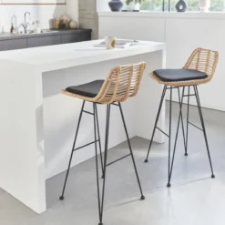 sweeek Set di 2 sgabelli da bar in metallo e rattan