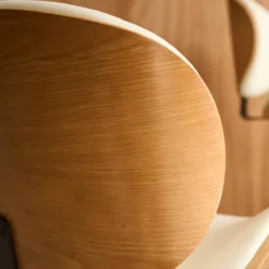sweeek Set di 2 sgabelli da bar regolabile decorazione legno curvato e similpelle, 62/83cm