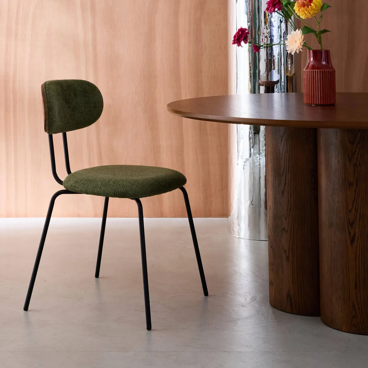 sweeek Set 2 sedie in legno tinto noce e tessuto idrorepellente