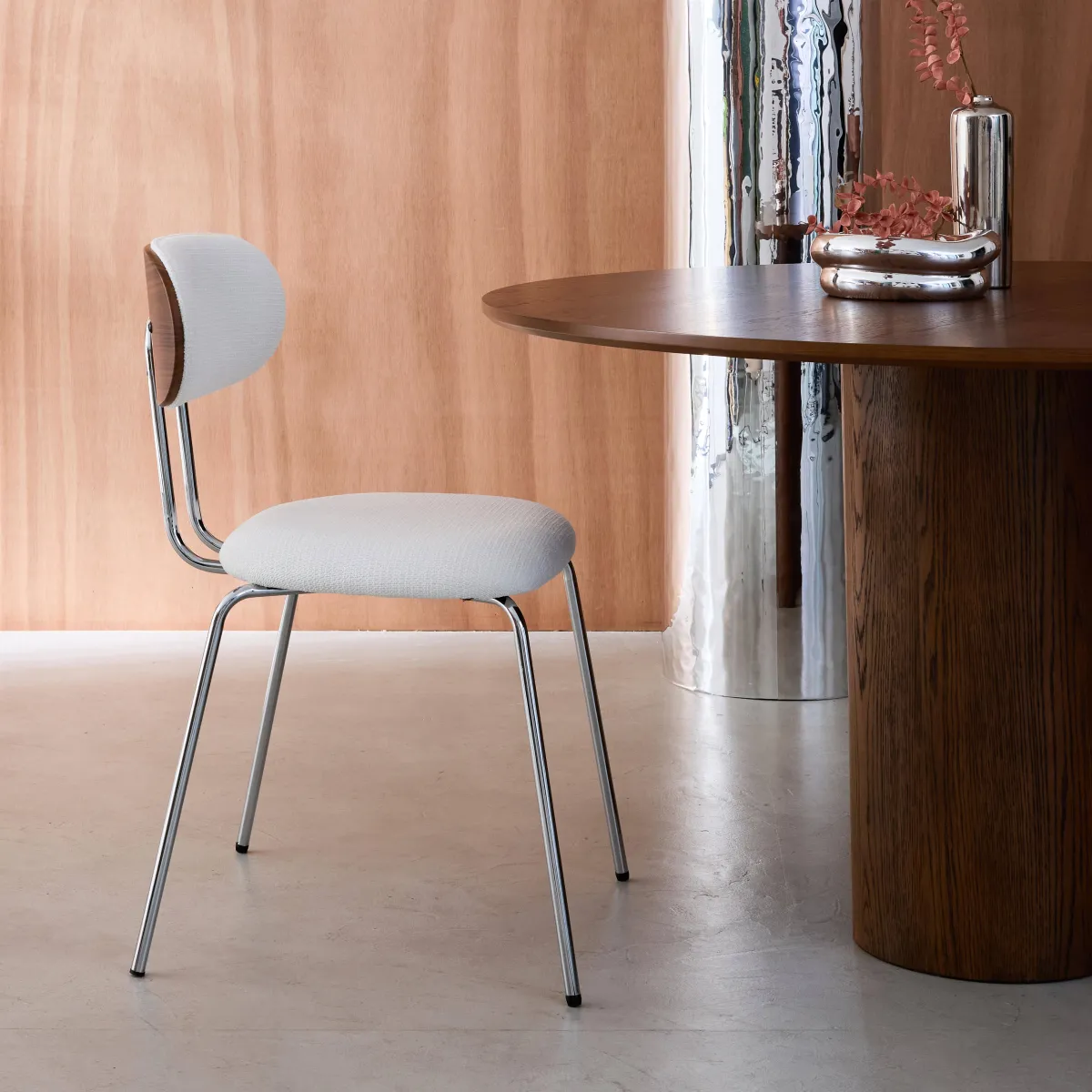 sweeek Set 2 sedie in legno tinto noce e tessuto idrorepellente