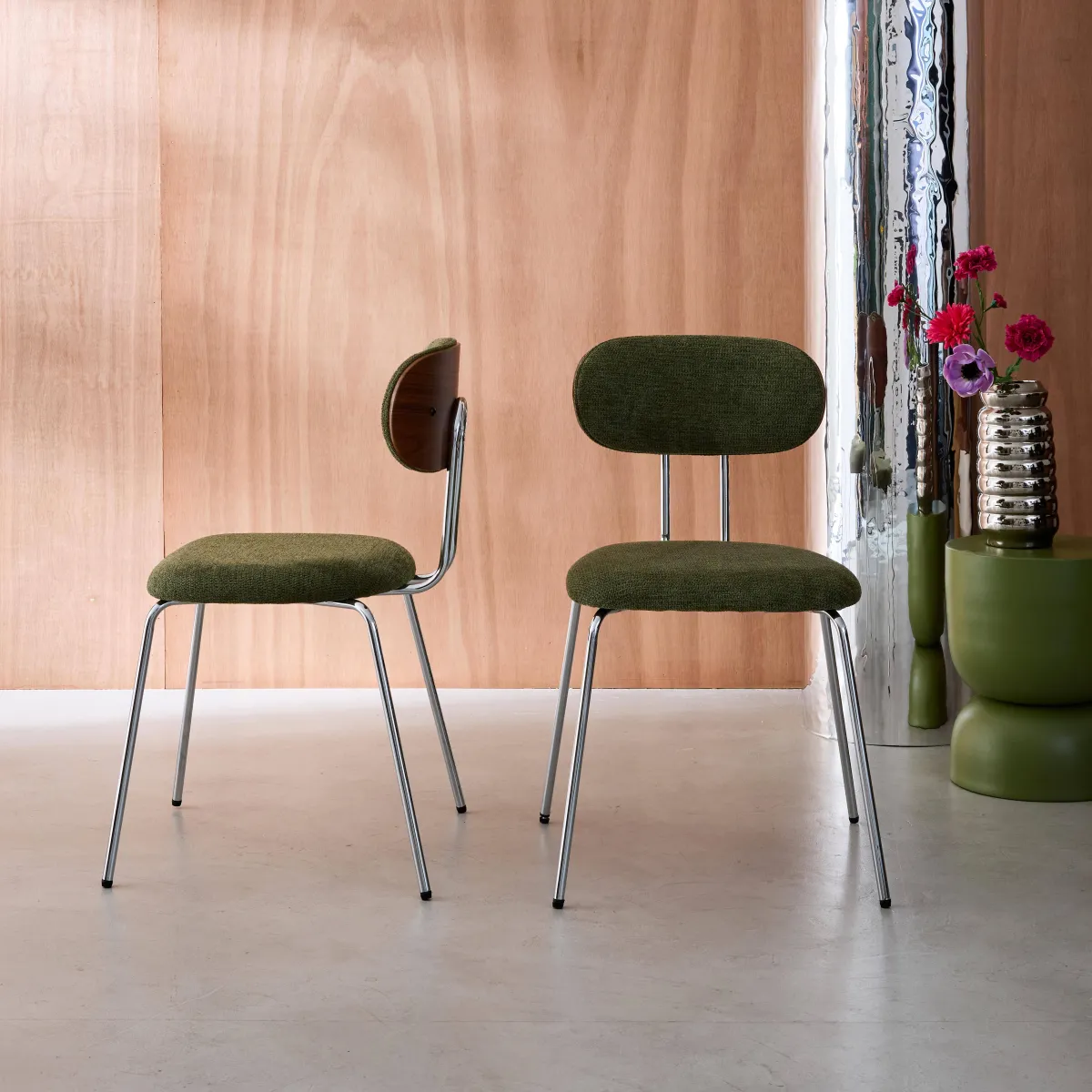 sweeek Set 2 sedie in legno tinto noce e tessuto idrorepellente