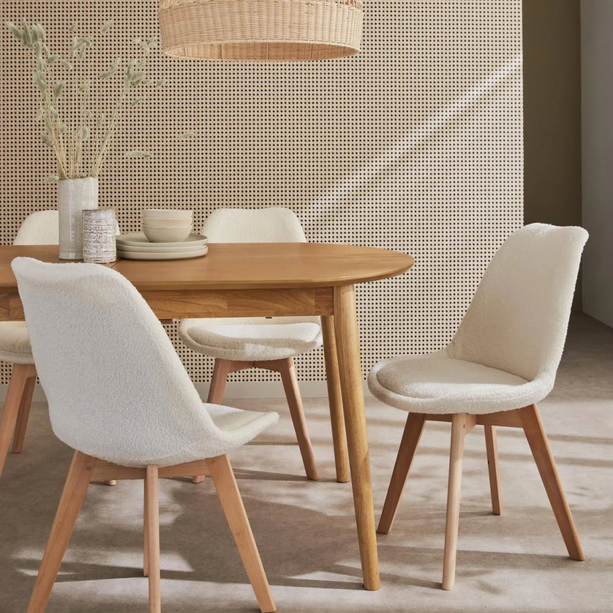 sweeek Set 4 sedie scandinave bouclé e gambe in legno