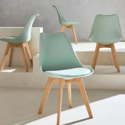 Set 4 sedie scandinave imbottite con gambe in legno