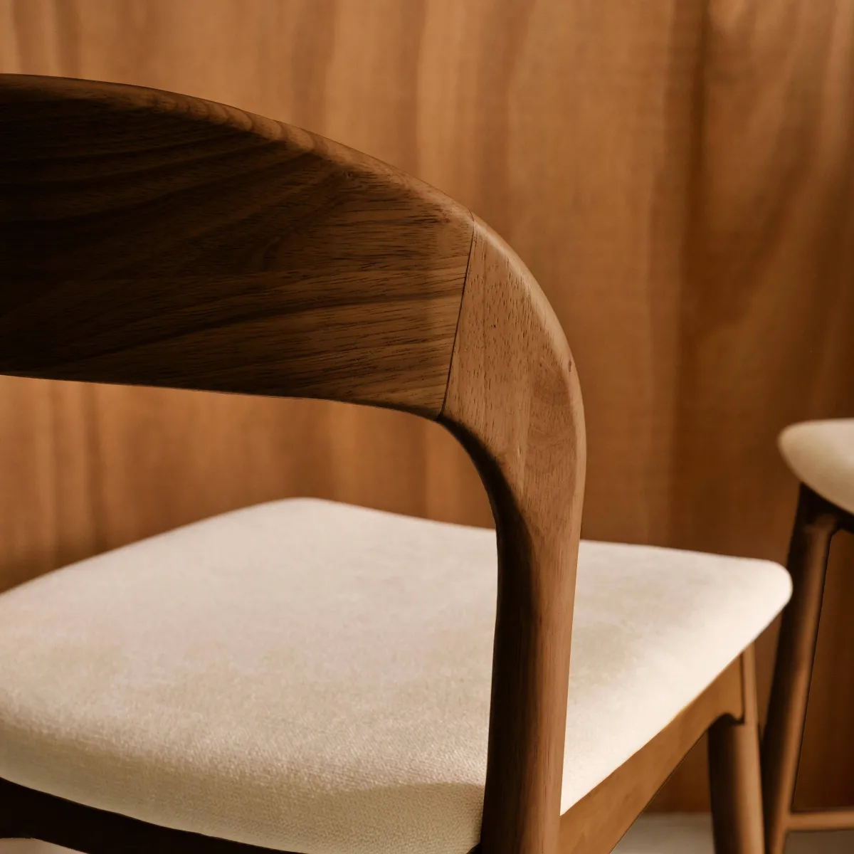 sweeek Set 2 sgabelli da bar vintage in legno di hevea e tessuto