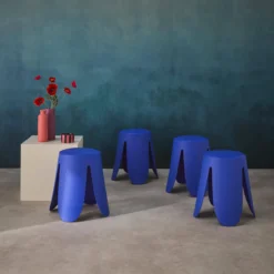 sweeek Set 4 sgabelli impilabili in ecopelle