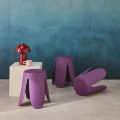 Set 4 sgabelli impilabili in ecopelle