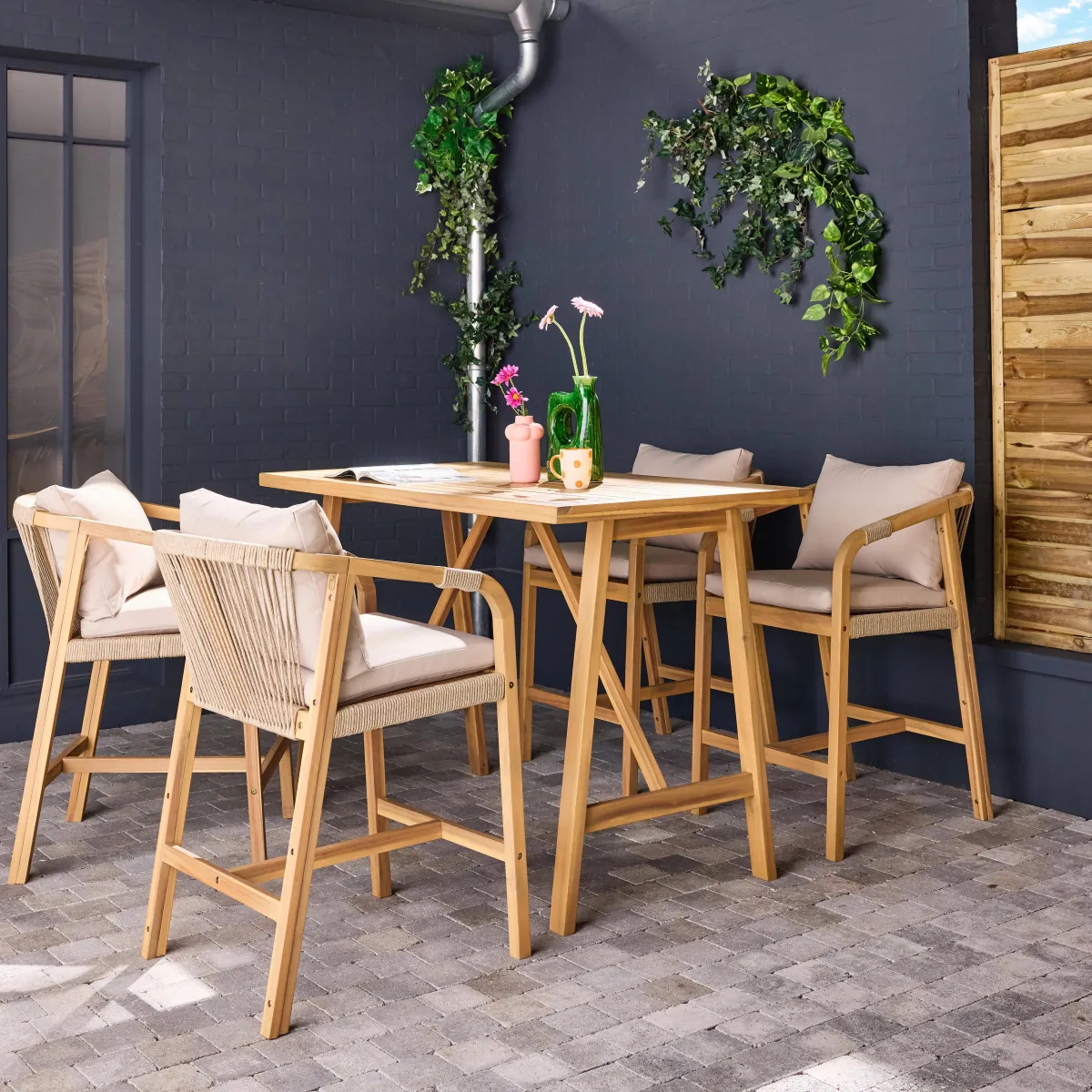 sweeek Set tavolo alto da giardino in legno di acacia con 4 sedie