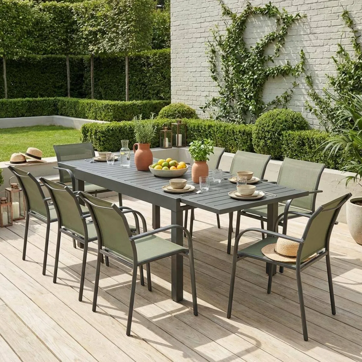 sweeek Set tavolo da giardino allungabile con 8 sedie