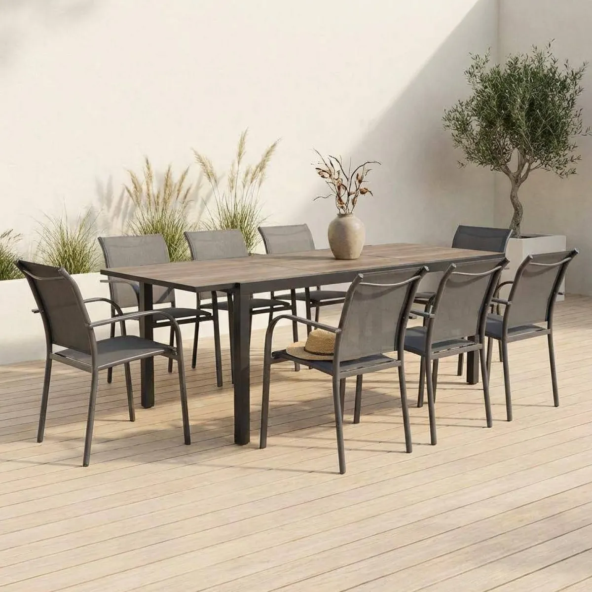 sweeek Set tavolo da giardino allungabile in alluminio effetto legno con 8 sedie