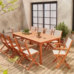 Set tavolo da giardino allungabile in legno con 10 sedie