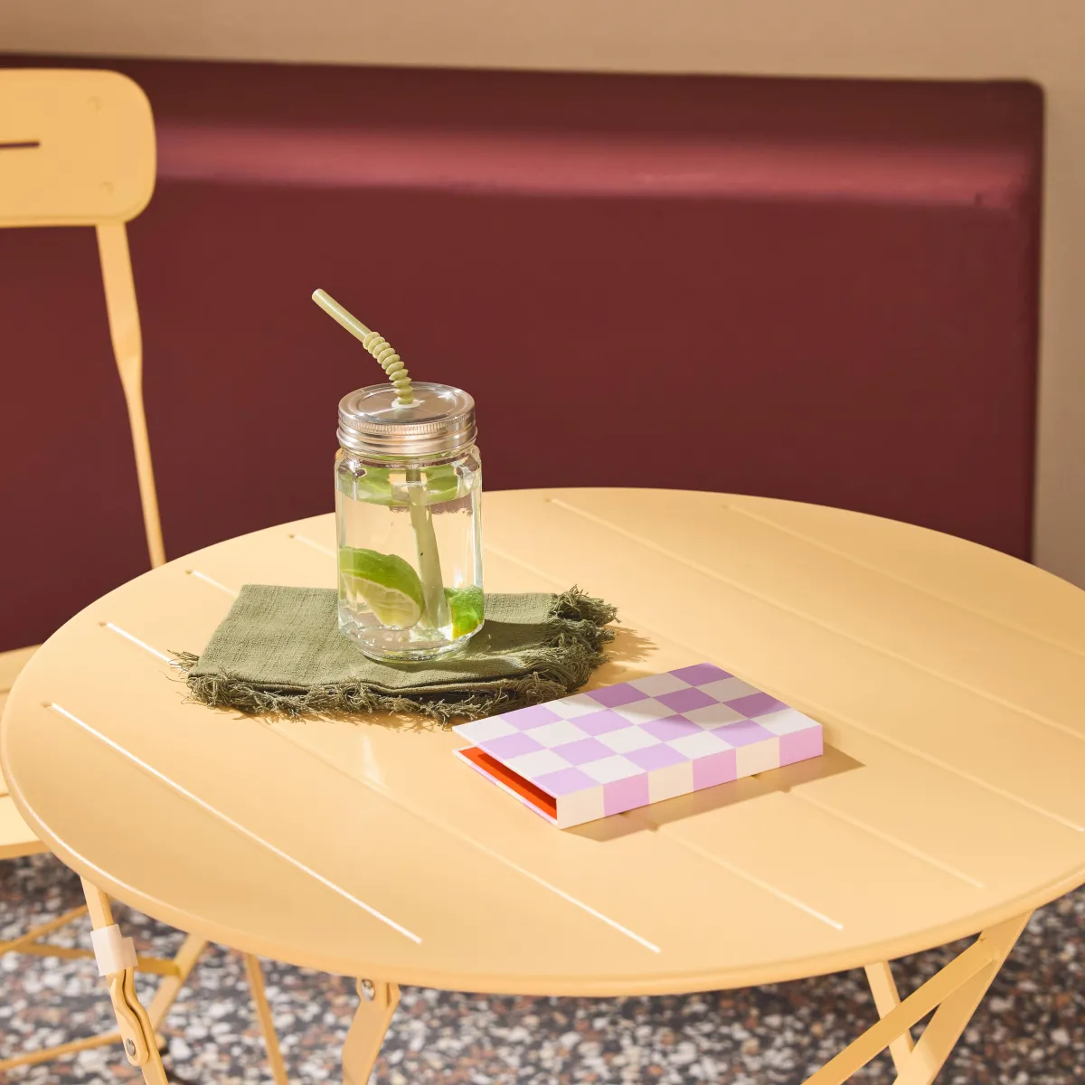 sweeek Set tavolo da giardino bistrot pieghevole rotondo in acciaio con 2 sedie
