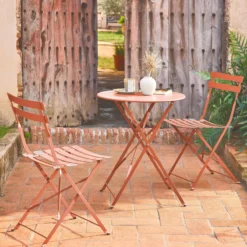 sweeek Set tavolo da giardino bistrot pieghevole in acciaio con 2 sedie, Ø60cm