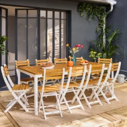 sweeek Set tavolo da giardino con angoli arrotondati in legno di acacia con 10 sedie