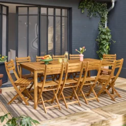 Set tavolo da giardino con angoli arrotondati in legno di acacia con 10 sedie