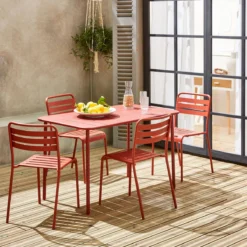 sweeek Set tavolo da giardino in acciaio con 4 sedie, 120cm