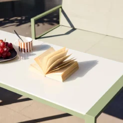 sweeek Set tavolo da giardino incastrabile in acciaio e textilene con 4 sedie
