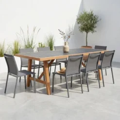 sweeek Set tavolo da giardino in legno di hevea e alluminio con 8 sedie