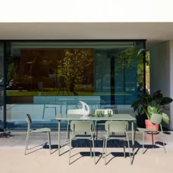 sweeek Set tavolo da giardino in metallo con 6 sedie