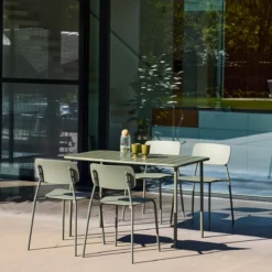 sweeek Set tavolo da giardino in metallo con 4 sedie