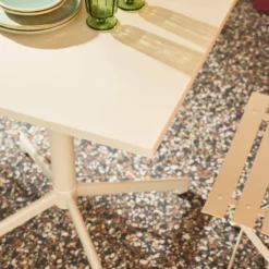 sweeek Set tavolo da giardino pieghevole in metallo con 2 sedie