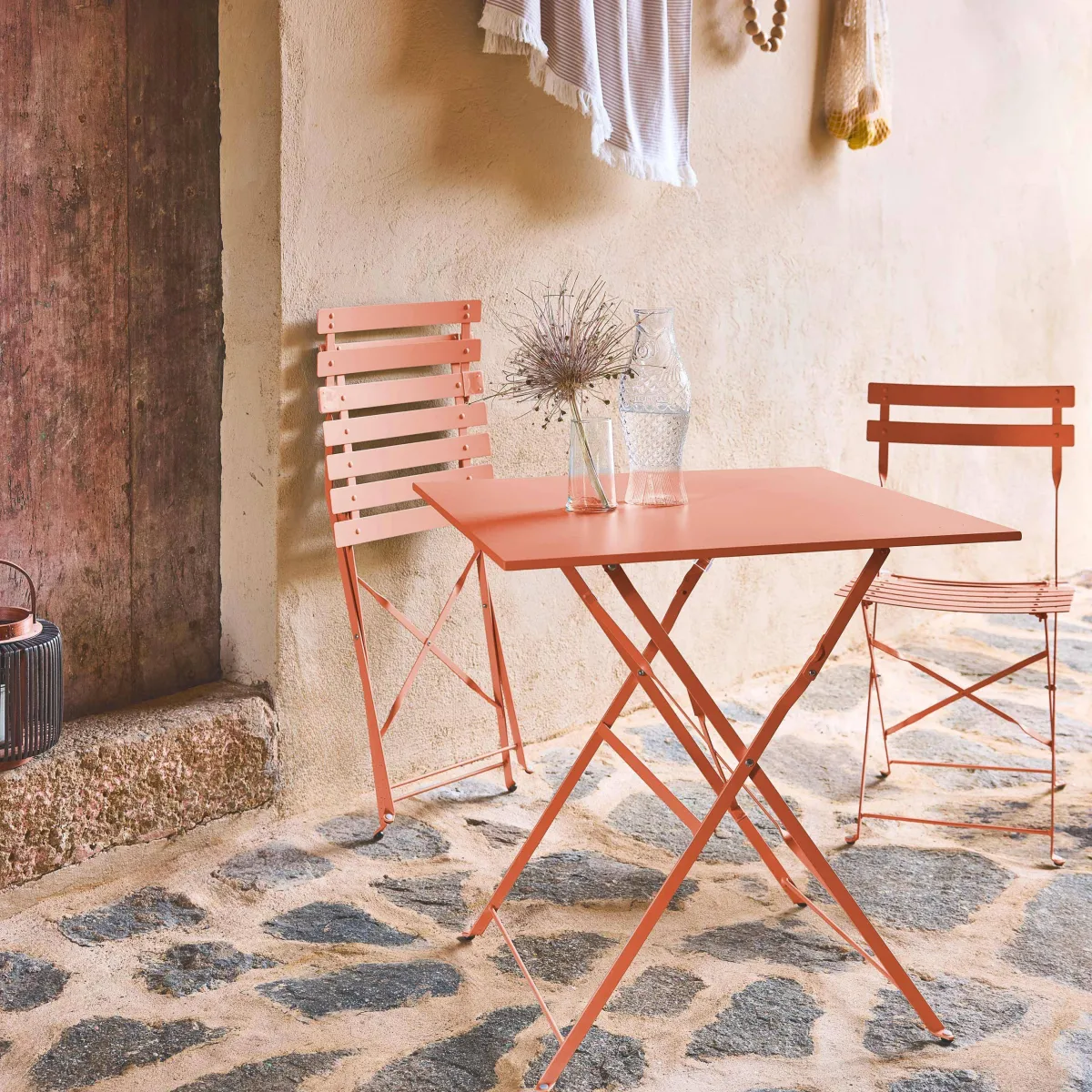 sweeek Set tavolo da giardino pieghevole in acciaio con 2 sedie, 70cm