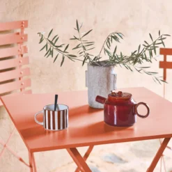 sweeek Set tavolo da giardino pieghevole in acciaio con 2 sedie, 70cm