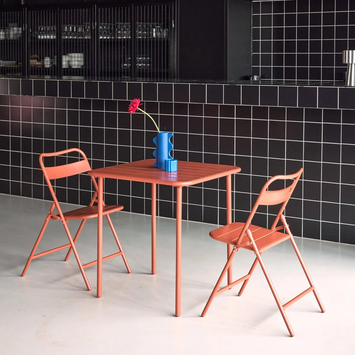 sweeek Set tavolo da giardino pieghevole in acciaio con 2 sedie, 70cm