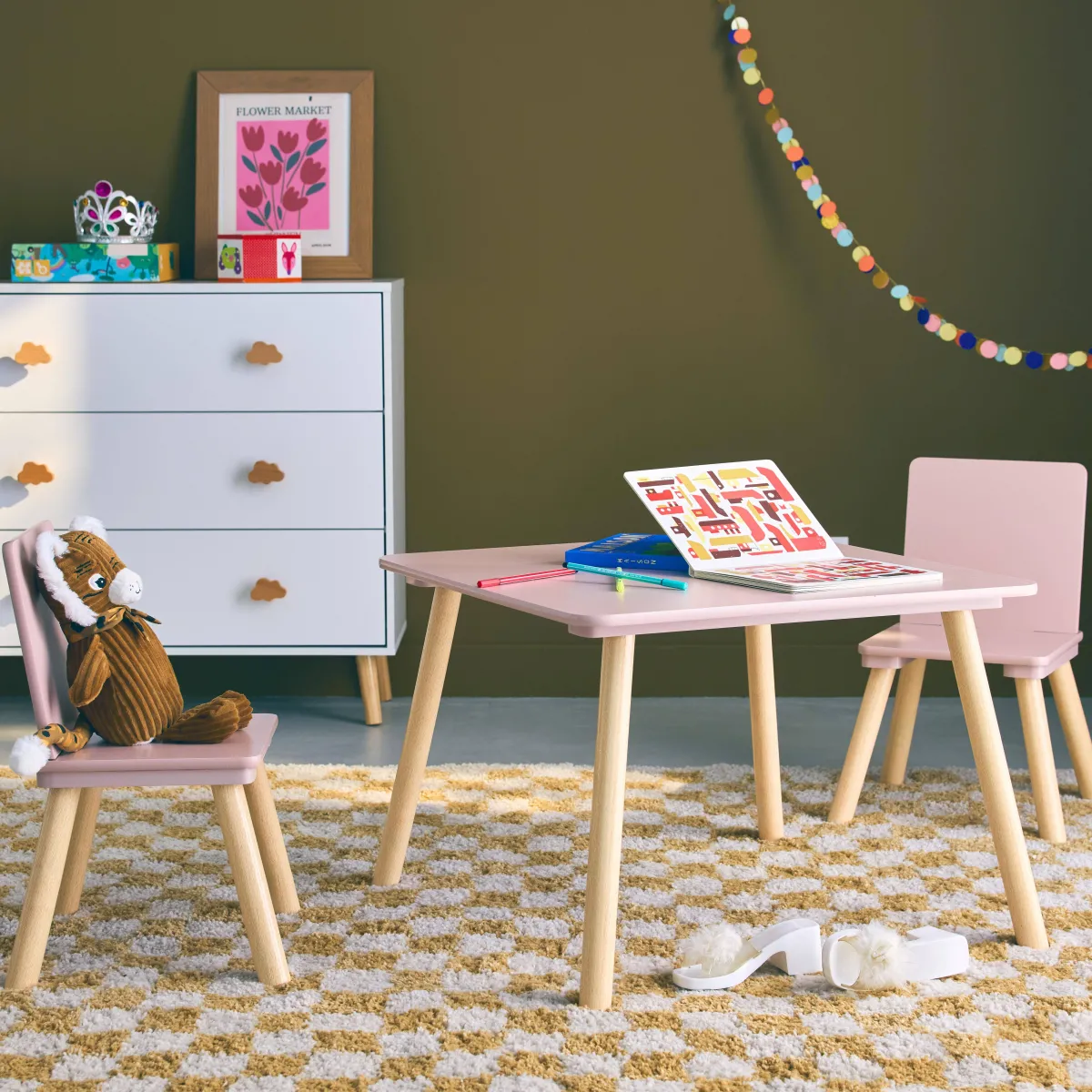 sweeek Set tavolo e 2 sedie per bambini
