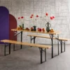sweeek Set tavolo pieghevole per eventi con 2 panche in legno