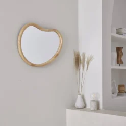 Specchio organico in legno di abete, 65cm