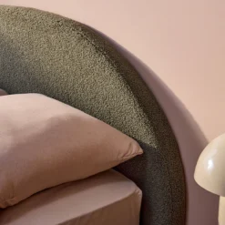 sweeek Struttura letto con contenitore e testiera imbottita bouclé, 160x200cm