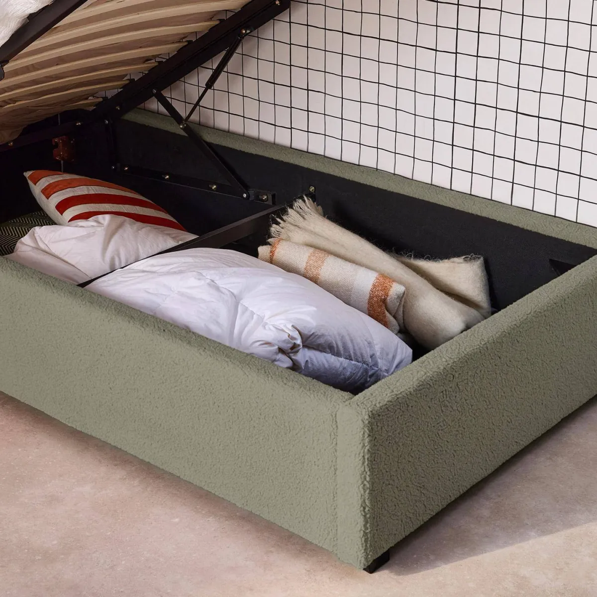sweeek Struttura letto con contenitore e testiera 90x190cm, imbottita bouclé