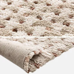 sweeek Tappeto da interno con piccoli motivi multicolore