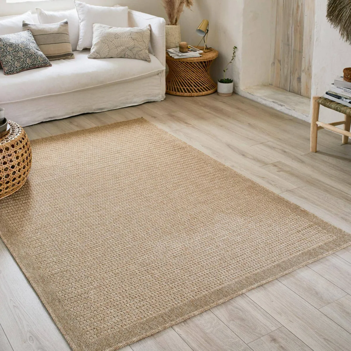 sweeek Tappeto interno/esterno effetto tela di iuta beige