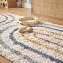 sweeek Tappeto per bambini con arcobaleno, tappeto per interni color crema e multicolore
