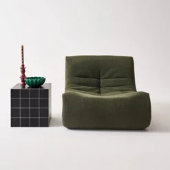 sweeek Tavolino cubico con finitura in ceramica opaca e piastrelle