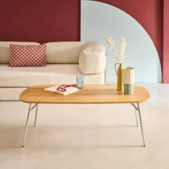 sweeek Tavolino rettangolare con gambe cromate e decorazioni in legno