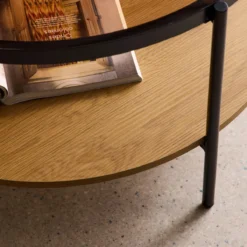 sweeek Tavolino rotondo a doppio ripiano in vetro, legno e metallo