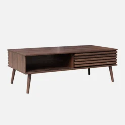 sweeek Tavolino scandinavo con ante scorrevoli, decoro in legno scanalato
