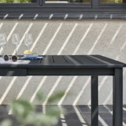 sweeek Tavolo da giardino allungabile in alluminio, 12 posti