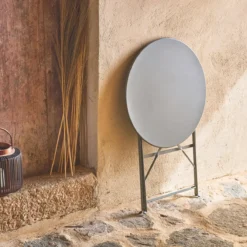 sweeek Tavolo da giardino bistrot pieghevole in acciaio, 2 posti, Ø60cm