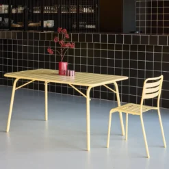 Tavolo da giardino pieghevole in metallo 6 posti, 140cm