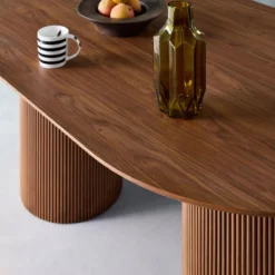 sweeek Tavolo da pranzo con effetto legno de 4-6 posti a sedere, 180cm