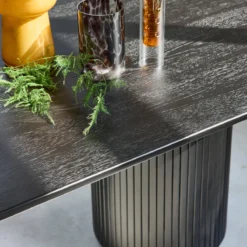 sweeek Tavolo da pranzo ovale in legno di hevea e impiallacciatura di rovere 8 posti