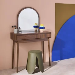 sweeek Toeletta trucco decorata in legno con specchio e 2 cassetti, 90cm